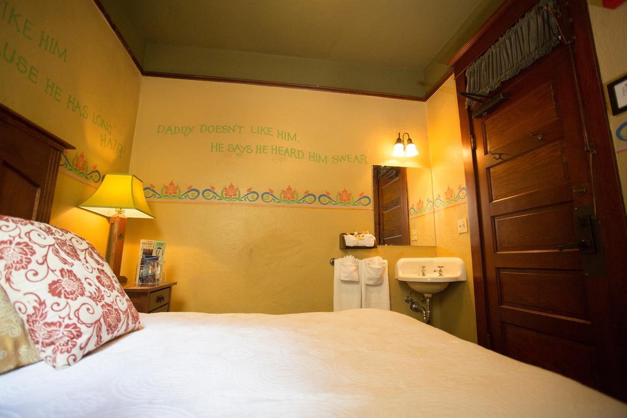 Mcmenamins White Eagle Rock & Roll Hotel Πόρτλαντ Εξωτερικό φωτογραφία