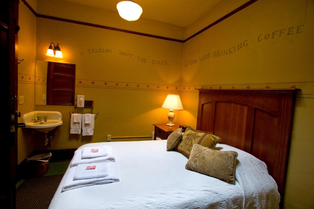 Mcmenamins White Eagle Rock & Roll Hotel Πόρτλαντ Εξωτερικό φωτογραφία