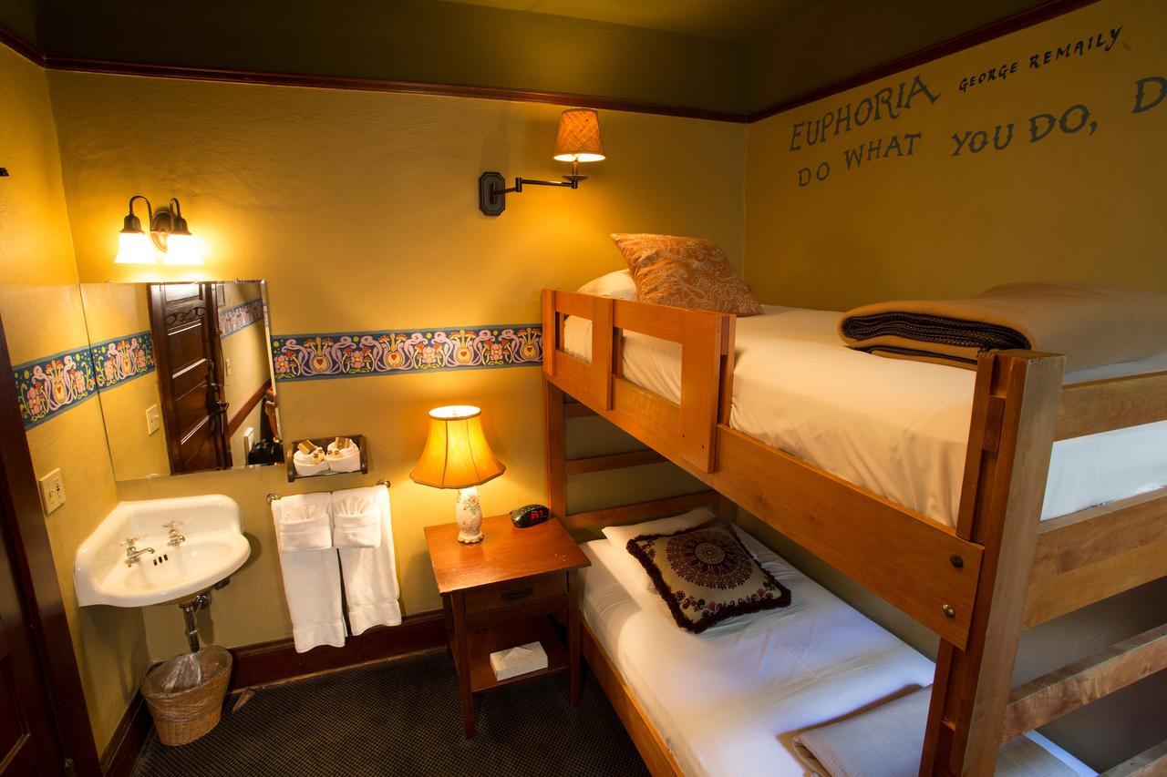 Mcmenamins White Eagle Rock & Roll Hotel Πόρτλαντ Εξωτερικό φωτογραφία